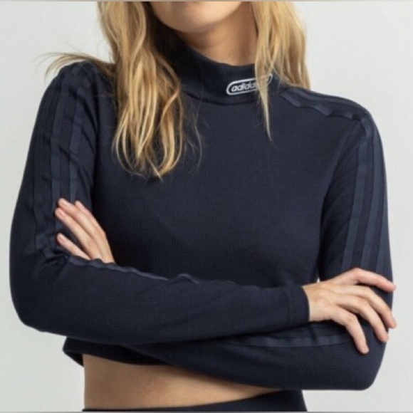 Adidas Women's Dark Blue Long Sleeve Crop Top 🆕 - Picture 3 of 7